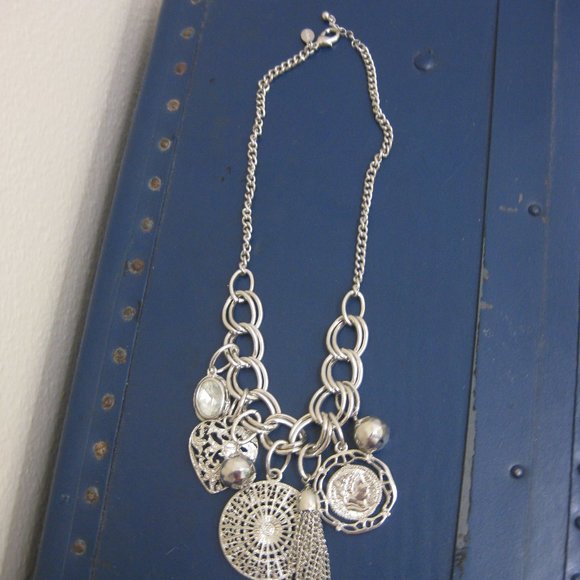 NWOT Express charm chain statement necklace - Picture 2 of 4